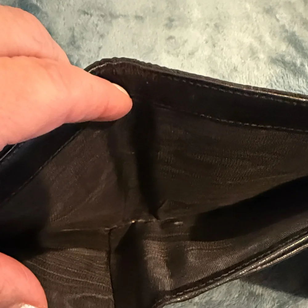 Prada Quilted Black Wallet - Picture 8 of 12